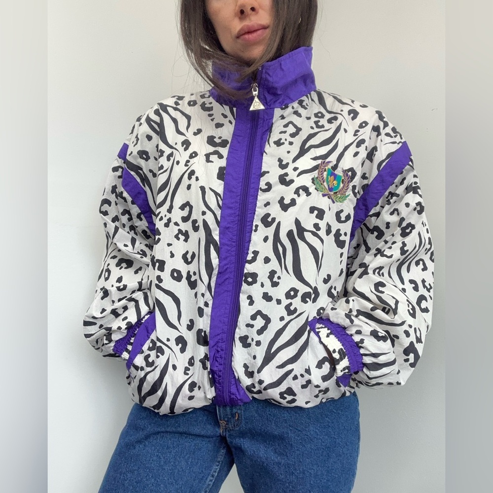 Vintage 90's Leopard Print Wind breaker Jacket Funnel Neck Crest Logo Size L